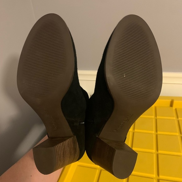 Koolaburra by Ugg Black Heel Ankle Booties - Picture 7 of 7